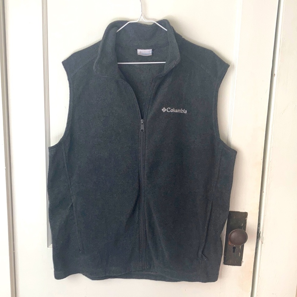 Columbia fleece vest
